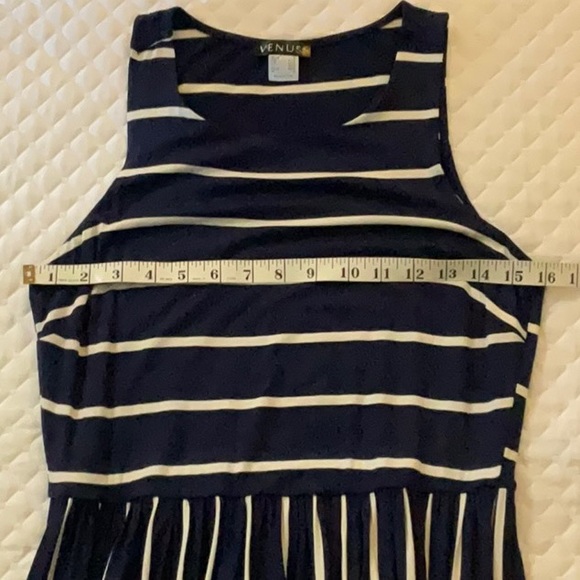 VENUS Dresses & Skirts - Venus maxi dress